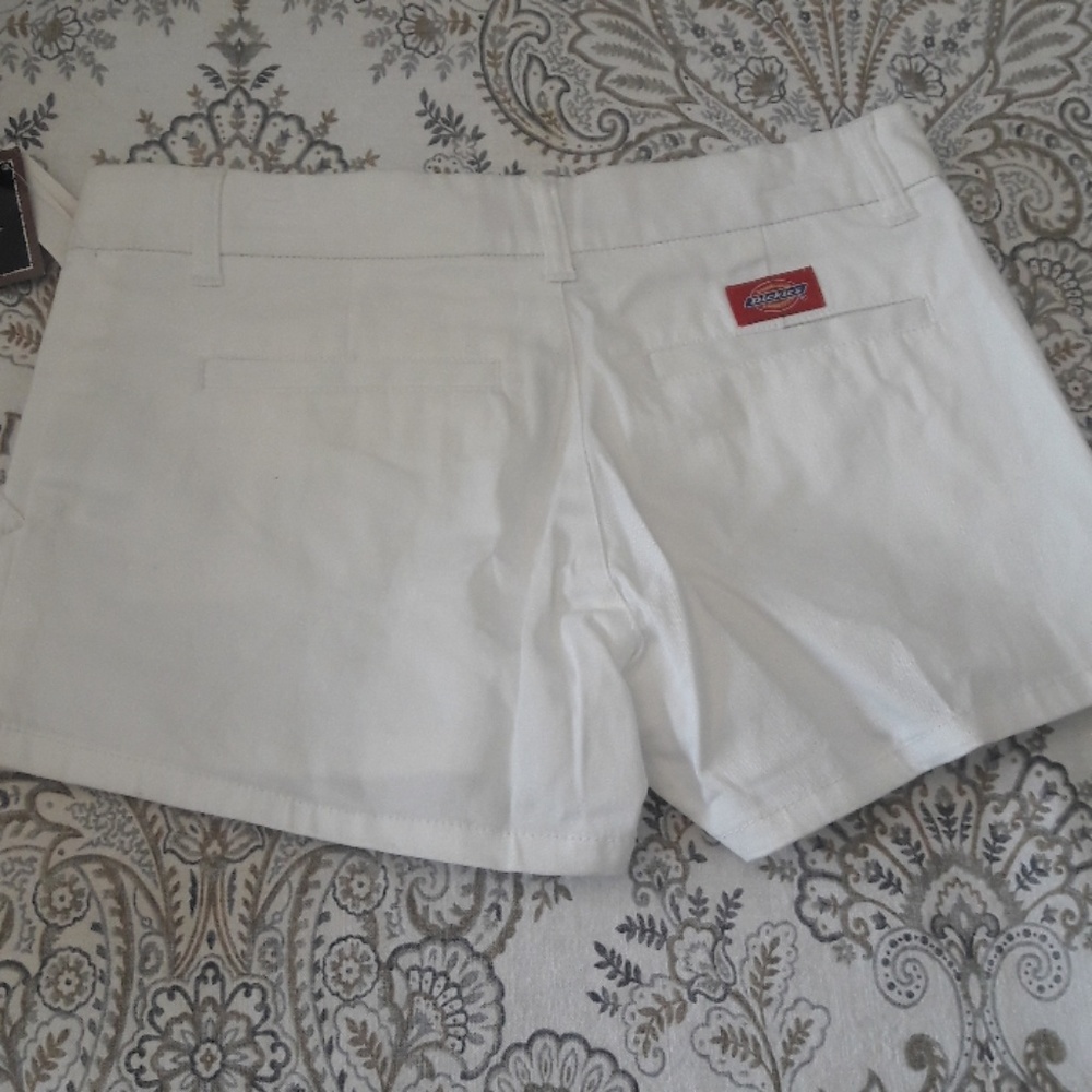 Dickies Girl white shorts sz 7 - Picture 6 of 6